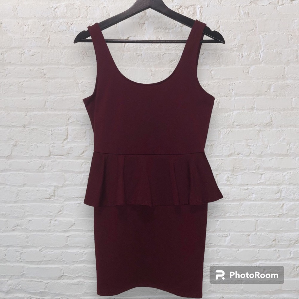 Burgundy Peplum-Waist Bodycon Dress